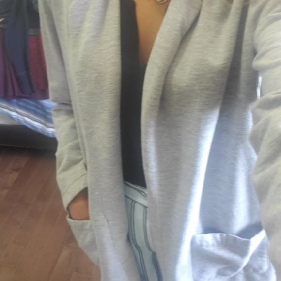 Collared Cardigan - Picture 2 of 5